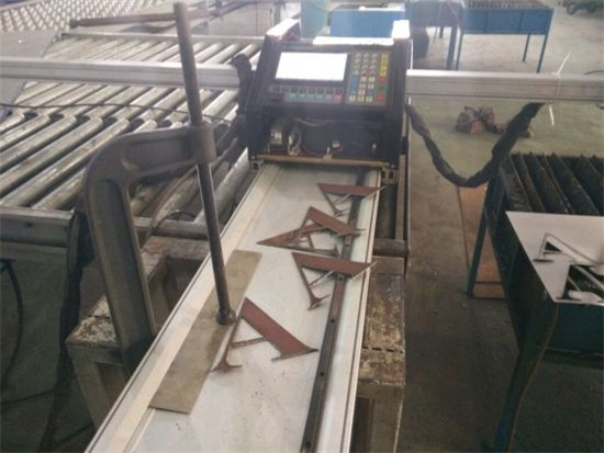 Kina proizvođač CNC rezača plazma i stroja za rezanje plamena za rezanje aluminijskog nehrđajućeg čelika / željeza / metala